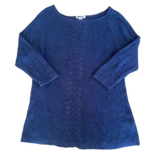DKNY 3/4 Sleeve, Coz Blue Knit‎ Sweater,  Knit Design in Center, Size L​​